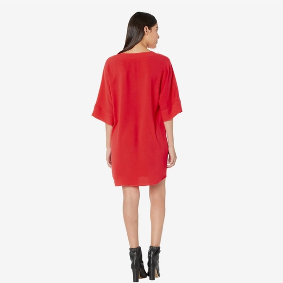 Women's Trina Turk Dellia Dress - Picture 3 of 7